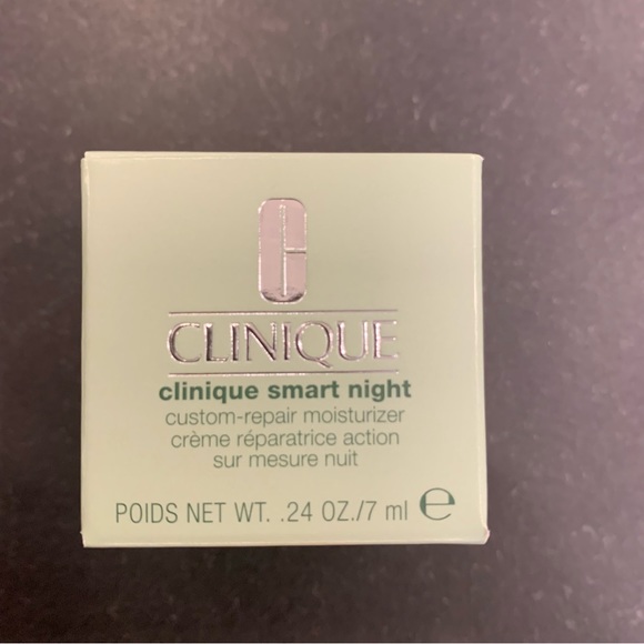 CLINQUE Cleansing Balm & Night Repair Moisturizer + Free Gift 🎁 Make-up Bag - Picture 3 of 8